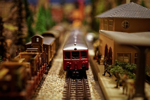 model-train-1146828_640